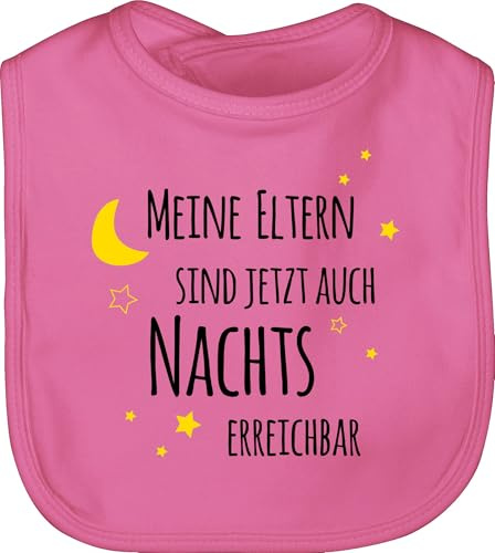 Shirtracer - Baby Lätzchen - Sprüche - Meine Eltern sind jetzt auch nachts erreichbar Sterne schwarz/gelb