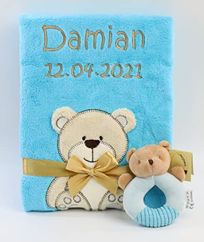 GESCHENKSET Babydecke mit Namen und Datum bestickt + Spielzeug + Geschenkbox (Türkis Teddy + Spielzeug)