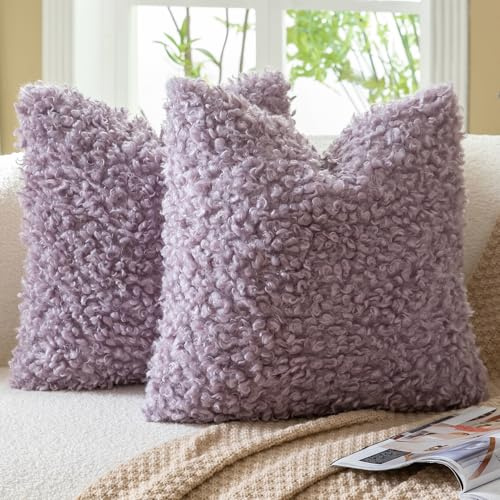 Mandioo 2er Set Kissenbezüge 40x40 cm Helllila Faux Pelz Bouclé Dekorative Sherpa Kissenbezug Dicke Flauschige Fleece Kissenhüllen Dekokissen Sofakissen Couchkissen Sessel Bett Wohnzimmer