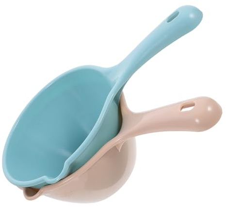 Mikinona Cucharones De Plástico Para Agua 2 Piezas, Mango Cómodo, Colores Azul y Caqui, Multifuncional Para Cocina, Ducha y Jardín, Utensilio Ligero y Portátil