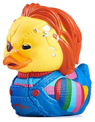 TUBBZ Box-Ausgabe Chucky Vernarbte Sammler-Vinyl-Gummiente Figur - Offizielles Chucky Merchandise - Horror TV & Filme | Offizielles Lizenzprodukt – Vinyl-Figur, Killer-Puppenfigur, Fan-Geschenk, Display-Dekor und Jeep-Ente
