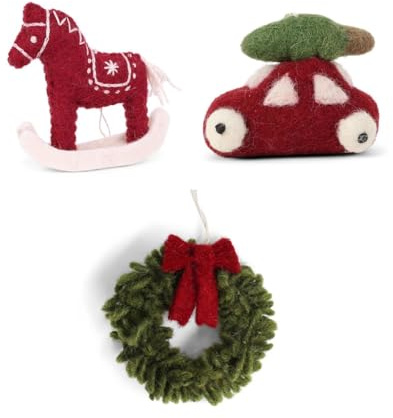 Gry & Sif Handgemacht & Fairtrade-Zertifiziert | Stilvolles dänisches Design X Nepali Kunsthandwerker | Rotes Auto mit Baum, Mini-Kranz mit roter Schleife & Schaukelpferd