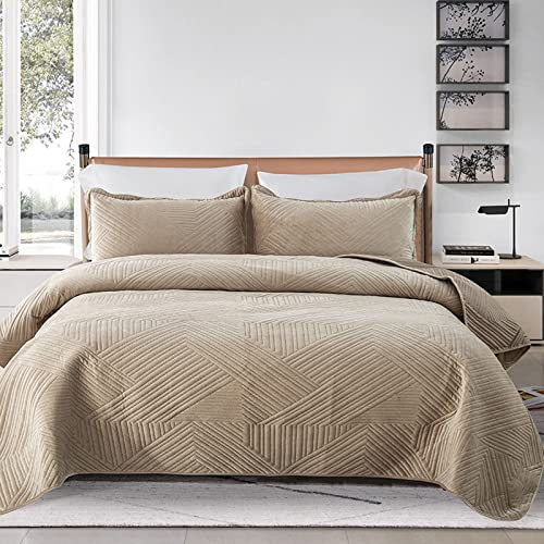 XIUWOUG Couvre Lit 2 Personnes 220X240cm, Couverture Courtepointe Patchwork, Boutis Couvre-Lit Matelassé en Microfibre, Dessus De Lits Et Couvre-Lits De Luxe,Camel,2X Pillowcases