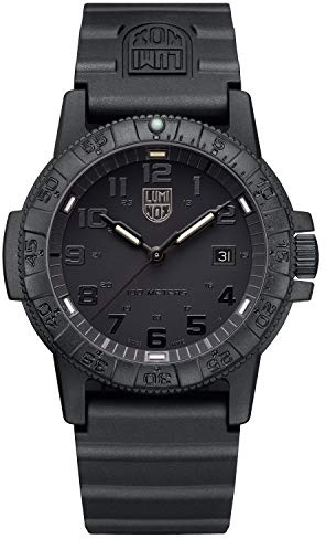 Luminox Leatherback SEA Turtle Giant Blackout XS.0321.BO.L Herrenuhr 44mm - Militäruhr in Schwarz mit Datumsanzeige 100m wasserdicht