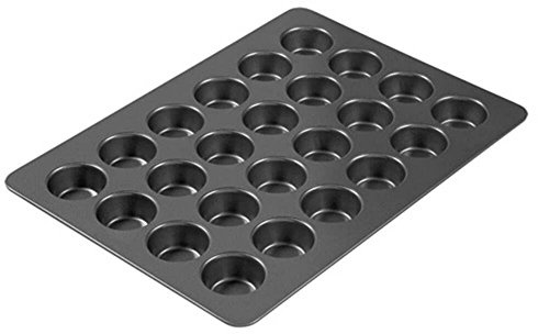 Wilton Perfect Results Premium Antihaftbeschichtung Mega Standardgröße Muffin und Cupcake-Backform, Standard/STD 24 Tassen