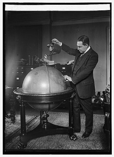 HistoricalFindings Photo: John Phillip Hill,12/26/23,1923,National Photo Company,Watering a Globe