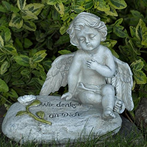 Trauer-Shop Sitzender Grabschmuck Engel auf Deko Stein mit Inschrift Wir Denken an Dich. Höhe 16cm