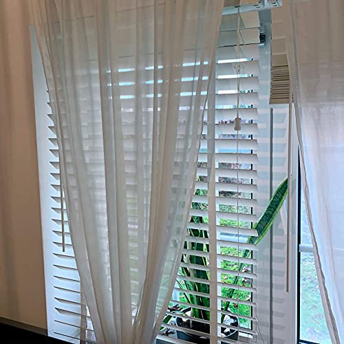 JORON PVC Jalousie in Holzoptik | Fauxwood Jalousie | 50 mm Lamelle | Sonnenschutz für Fenster mit Bohren | weiß/grau (90 x 175 cm)