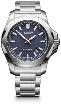 Victorinox Herren Armbanduhr I.N.O.X. Ø 43mm mit Taschenmesser, Swiss Made, Analog Quarz, Wasserdicht bis 200m, Saphirglas, Kautschuk Armband, Silber/Blau, 241724.1