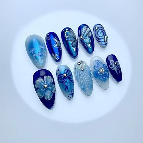 MouyouGlow Press on Nails Kurz,Almond Blau 3D Blumen Floral Schmetterling Glitzer Silber Schleife Fliege Bow Tie Design Mandel Y2k Fake Nails mit Nagelkleber,Silver Sommer Künstliche Fingernägel