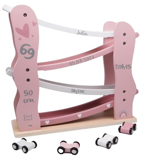 Personalizable Pista de Coches de Madera Rosa – con Coches & fomenta la motricidad Fina – para niños a Partir de 18 Meses – con Nombre y Datos de Nacimiento – Label Label