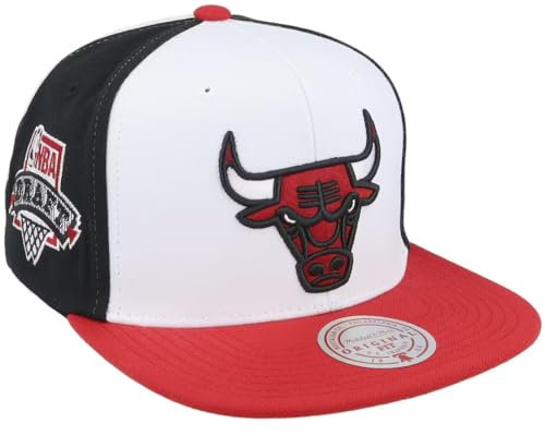 Mitchell & Ness Chicago Bulls Core Snapback Cap, Weiß, One size