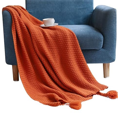 MRBRON Decke mit Bommeln Kuscheldecke Boho Tagesdecke Strickdecke Sofadecke mit Quasten Wohnzimmerdecke Couchdecke für Zuhause,Büro,Reisen, Zelten (Orange,150x200CM)