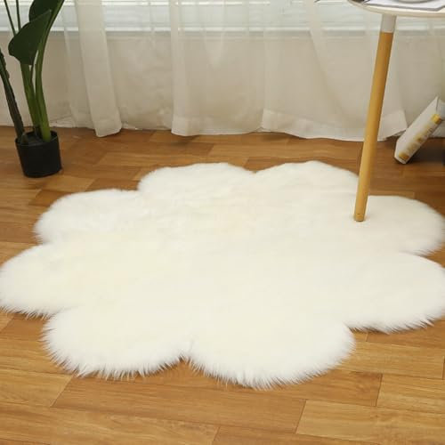 Tappeto in Finta Pelle di Pecora Shaggy Man Made in Lana Tappeto a Pelo Lungo ﻿Tappeti Imitazione Pelle di Pecora per Soggiorno Camera da Letto Divano Tappeti da Pavimento (60 cm,Bianco)