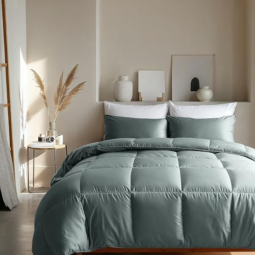 Zelesta Satinbed Couette sans Housse - Couette de Satin - Couette Lavable sans Housse - Linge de lit Couette Hiver et Couette été Chaude - Hypoallergénique (Grateful Green, 240x200 cm)