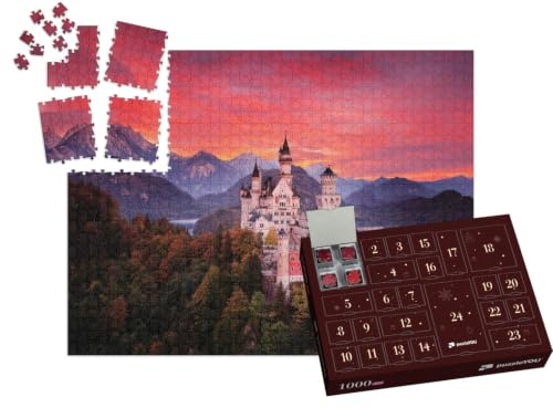 puzzleYOU: Puzzle-Adventskalender | „Märchenschloss Neuschwanstein im blutroten Sonnenuntergang“ – aus der Puzzle-Kollektion Schloss Neuschwanstein