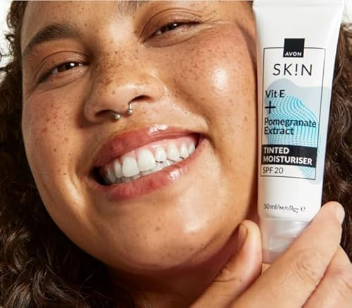 Avon Skin Tinted Moisturiser with Vitamin E and Pomegranate Extract, SPF 20, 50ml