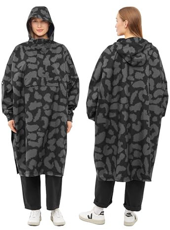 LARKSON Regenponcho Damen Herren Schwarz Leo - Lykke - Regenmantel Regencape für Fahrrad Outdoor Festival - Wassersäule 10000 mm - Regenjacke Wasserdicht mit Verschweißten Nähten