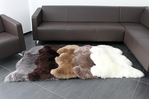Andreas Dell Echtes Schaffell Natur – Premium Lammfell Teppich, Kuschelig Weiches Fell, Öko-Tex Geprüft, Wärmeisolierend & Atmungsaktiv – Deko, Sitzauflage für Sofa, Bett & Stuhl (L:110-120cm)