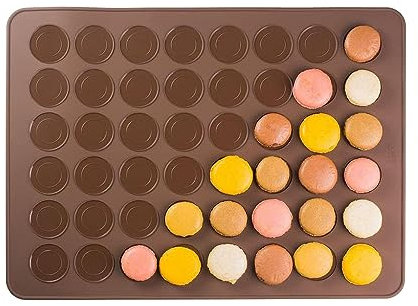 BrandNewCake® Tapis de Cuisson en Silicone pour Macarons 30 x 40 cm - 48 Macarons/Cookies - Réutilisable et Antidérapant - Marron