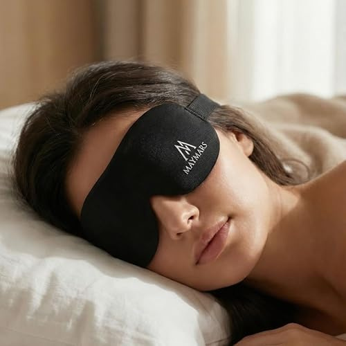 Maymars 3D Schlafmaske seitenschläfer Schwarz, ergonomische Memory-Foam Augenmaske, 100% lichtdicht & atmungsaktiv, verstellbares Band, Schlafbrille für Damen & Herren, Reise & Flugzeug