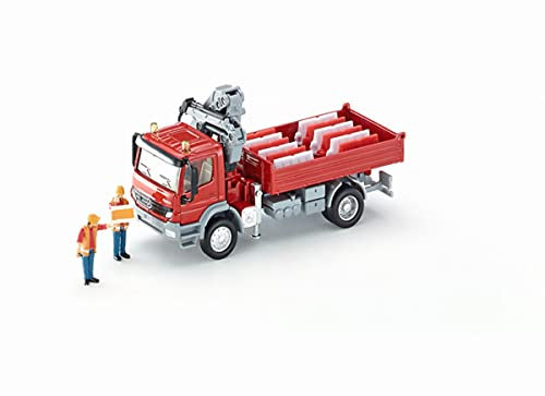 siku 3534, LKW mit Ladefläche und Kran, 1:50, Metall/Kunststoff, Rot, Inkl. 2 Spielfiguren und 12 Verkehrsleitblöcken