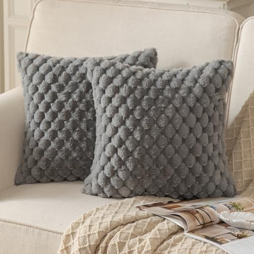 Mandioo 2er Set Grau superweichen dekorative Plüsch Kissenbezug Kissenbezüge 50 x 50 cm Wollsamt Dekokissenbezüge Kissenhülle Sofakissen Dekokissen flauschig für Couch Sofa Bett Wohnzimmer