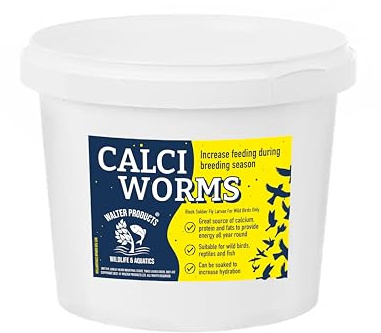 Walter Products Calci Worms 5L Tub - Bird Food for Wild Birds, Hedgehogs and Amphibians. High in calcium, essential for breeding season. 40% more calcium than mealworms! Packaged in a Reusable Bucket
