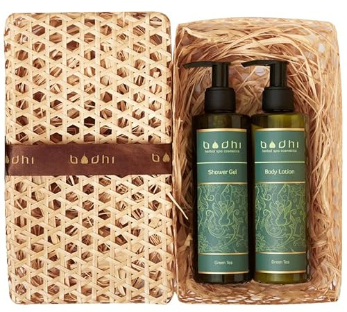 Bodhi® Naturkosmetik Geschenkset GRÜNNER TEE 2 x 250ml - beinhaltet Körpermilch und Duschgel, verpackt in schöner Handgemachter Pandan Box für Damen und Herren/Bio & Vegan