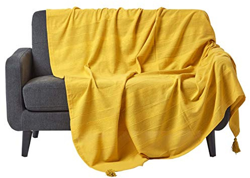 Homescapes Wohndecke Rajput gelb – leichte Baumwolldecke 150x200 cm, Tagesdecke aus 100% Baumwolle, Sofaüberwurf handgewebt mit Streifenstruktur, Couch-Überwurf mit Quasten, Oeko-Tex
