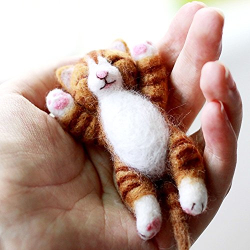 Artec360 Lazy Cat Needle Felting Kits Lying in Hand - Needles, Finger Guards, Black High-Density Foam Mat, Instructions 3.2