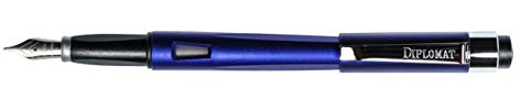DIPLOMAT - Stylo Plume Acier Magnum - Bleu Indigo - Simple & Léger - Écriture Fluide et Confortable - Allure Élégante - Acier Inoxydable - Savoir Faire Traditionnel - Garantie 5 Ans - D40904025