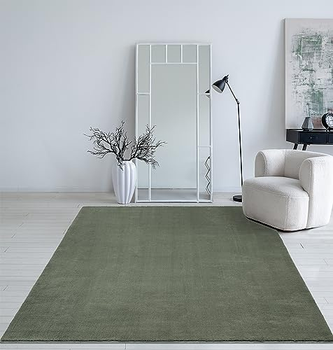 Mia´s Teppiche Taos – kuscheliger Kurzflor Teppich in Felloptik, super Soft & waschbar bis 30°C, mit Anti-Rutsch-Unterseite, Wohnzimmer & Schlafzimmer, Made in Türkiye, Dunkelgrün, 60 x 110 cm
