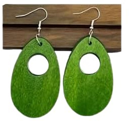 Grüne Tropfen Ausgestanzte Ohrringe aus Holz - Lange Ohrringe aus Holz-Scheiben in Grünton, Silberfarbene Ohrhaken, Ethno Tribal Look