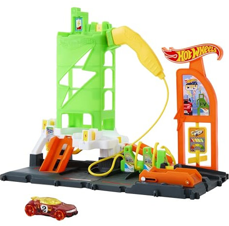 Hot Wheels Let's Race Netflix - City Super Recharge Fuel Station Playset with EV Chargers and 1:64 Scale Toy Car, HTN79