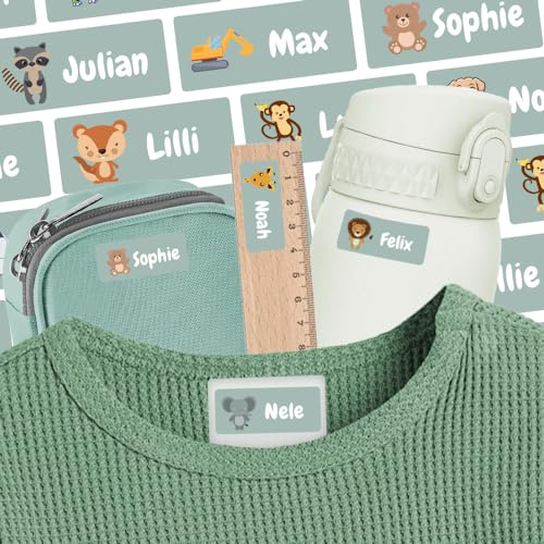 Namensaufkleber Kinder personalisiert (35 Sticker) – Aufkleber mit Name für Kleidung, Stifte, Schulsachen und Co – Ideal für Schule, Kita und Kindergarten – Wasserfest, Spülmaschinenfest, 30 x 13 mm
