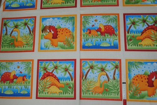 alles-meine.de GmbH 0,5 m * 1,10 m Stoff Dino 100% Baumwolle Dinosaurier Karo Ecken Kästchen Tier