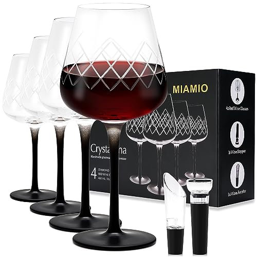 MIAMIO – Copas de vino tinto de 480 ml, Juego de 4 copas de vino grandes Copas de vino de cristal con tallo largo negro Copas de vino + tapón para vino y aireador - Colección Crystaluna