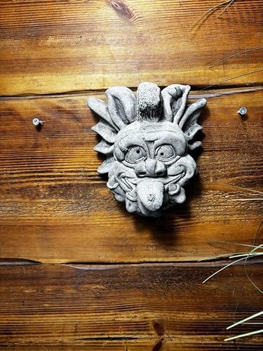 STONE GARDEN SMALL GREMLIN GARGOYLE TONGUE OUT FACE WALL PLAQUE ORNAMENT