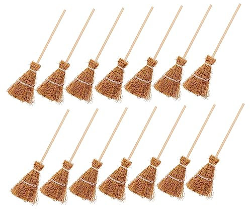 UPKOCH 20 Pièces Breloque Mini Balai Accessoires De Scène Miniature Petits Canards Jouets Volants pour Enfants Ornements De Balai De Maison De Poupée Balais De Cosplay De Sorcière Bois