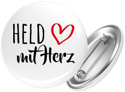 Huuraa Button Held mit Herz Geschenk Größe 25mm Held Geschenkidee