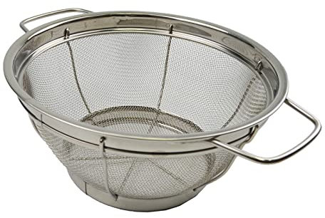 SAMMART Stainless Steel Mesh Colander with Handle - Strainer for Pasta, Noodle and Fruits (1, 25 cm)