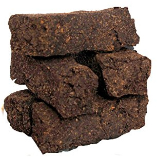 Biddy Murphy Home Decor Irish Peat Bag of Turf Miniature Souvenir Authentic Five Brick Briquettes Burnable 2 Inches x ½ Inches Made in Ireland