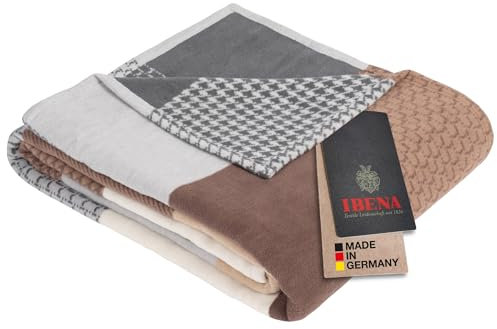 Ibena Pittsburgh Baumwolldecke 140x200 cm - Kuscheldecke Biobaumwolle Patchwork Muster braun beige, angenehm leichte und kuschelweiche Wolldecke, hochwertige Qualität Made in Germany