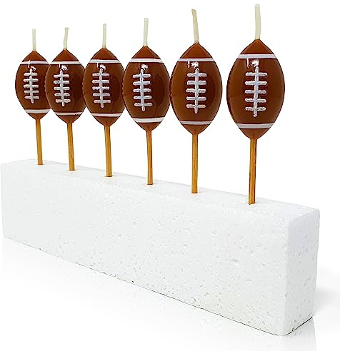 40YARDS American Football Kerzen (6 Stück) Kuchen Deko & Football Geschenk | 6 Football Kerzen mit Bambus Stab für Geburtstagskuchen & Snack Stadion | American Football Deko, Party Zubehör & Geschenk