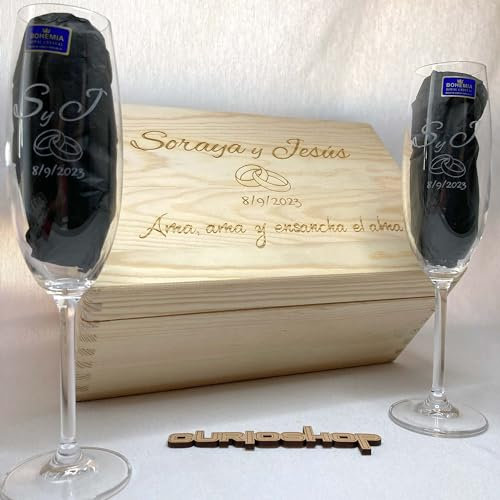 CURIOSHOP Juego de 2 Copas de Cava Personalizables con Caja de Madera Natural Personalizada. Set de Copas para Novios y Aniversario. Regalo Original