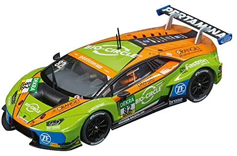 Carrera Evolution I Lamborghini Huracán GT3 Grasser Racing Team No.82 I Auto für Rennbahn | Rennbahnen und lizensierte Slotcars | bis zu 2 Spieler | Für Jungs & Mädchen ab 8 Jahren & Erwachsene