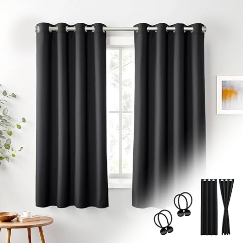 Cozyor Verdunklungsvorhänge Gardinen 2er Set mit Magnet-Raffhalter Thermovorhang gegen Kälte, verdunkelnd, schwarz Eclipse, Gardine mit Ösen für Schlafzimmer, Wohnzimmer, Kinderzimmer 160x135 cm