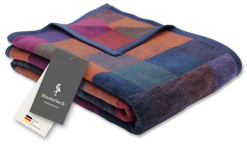 biederlack® samt-weiche Wohndecke Dark Plum I Made in Germany I Öko-Tex Made in Green I Kuscheldecke aus Baumwolle & Polyacryl I bunt Karierte Sofa-Decke in Violett und Blau I Couchdecke 150x200 cm