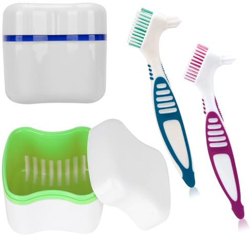 Juego de caja y cepillo limpiador de dentaduras postizas – Paquete de 2 fundas de baño para dentaduras postizas con cesta + 2 cepillos de dentadura, caja de almacenamiento portátil de retención de